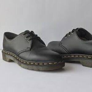 Dr Martens Vintage Made In England Doc Martens Shoes Black Leather Oxford sz 7